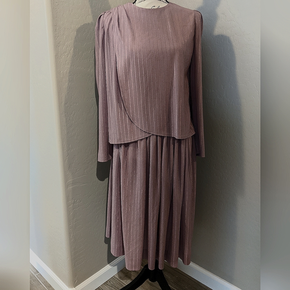 Vintage Pastel 80s Skirt Suit w/Chic Frontal Drape Opening Button Shoulder 6/Med
